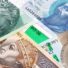 Jak odliczyć aparat słuchowy od podatku i zaoszczędzić na PIT