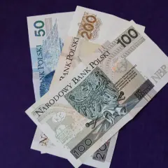 Polskie banknoty: 50, 100, 200 zł. Druk SD-Z2.