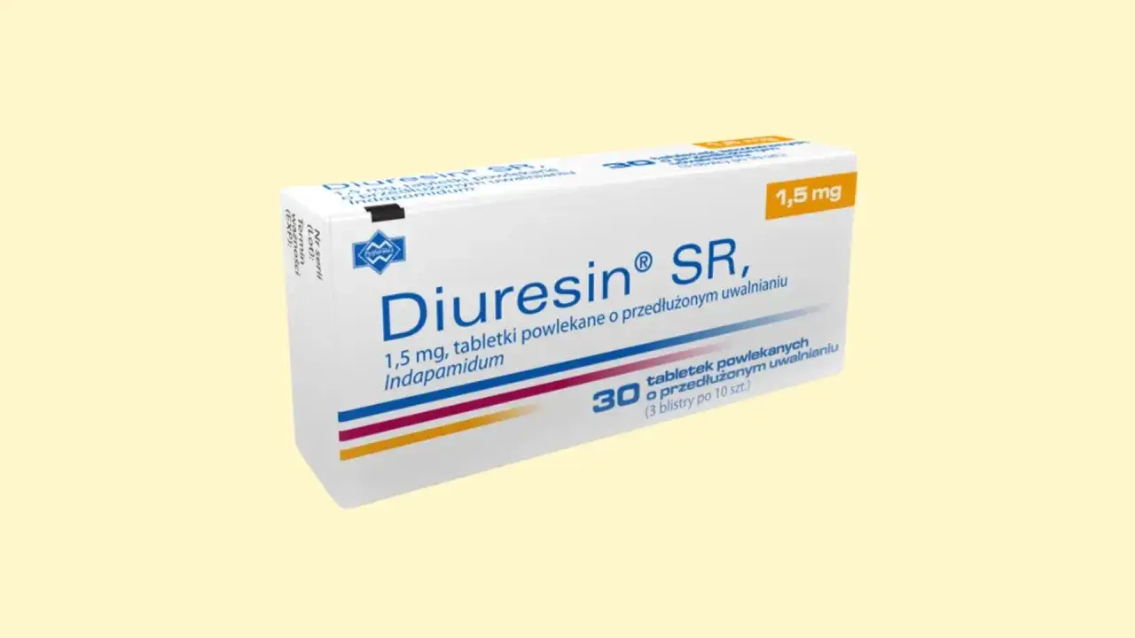 Opakowanie leku Diuresin SR 1,5 mg z indapamidem. Tabletki powlekane o przedłużonym uwalnianiu, 30 sztuk.